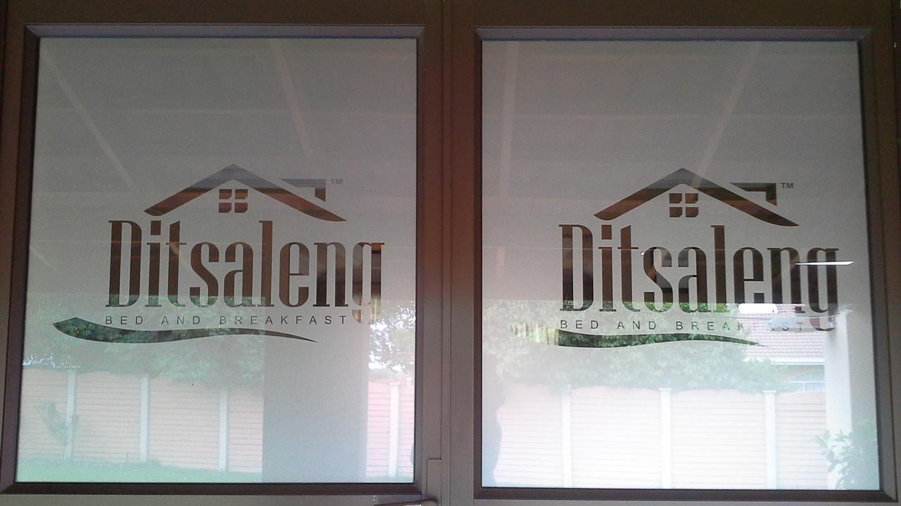 Ditsaleng Bed&Breakfast Vanderbijlpark Exterior foto